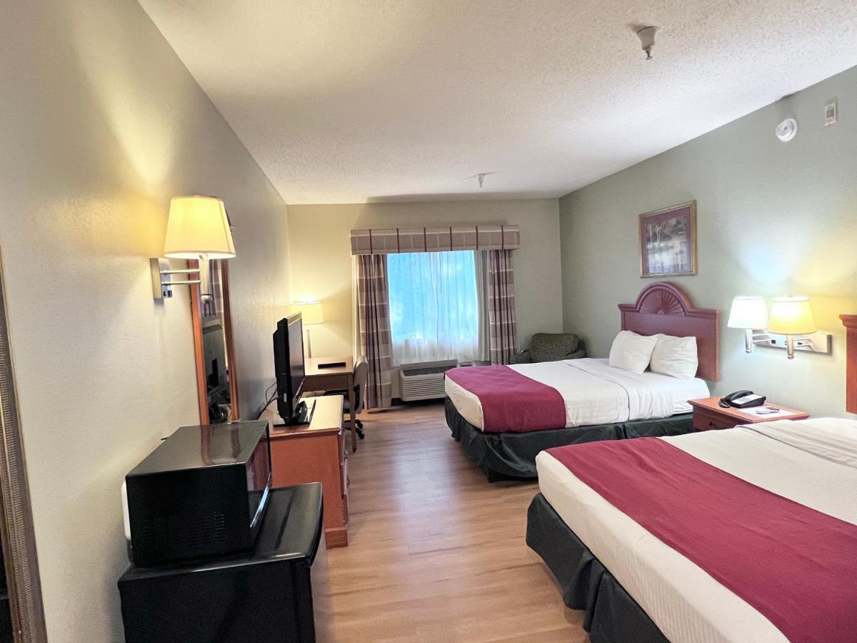 Americas Best Value Inn Wiggins Экстерьер фото