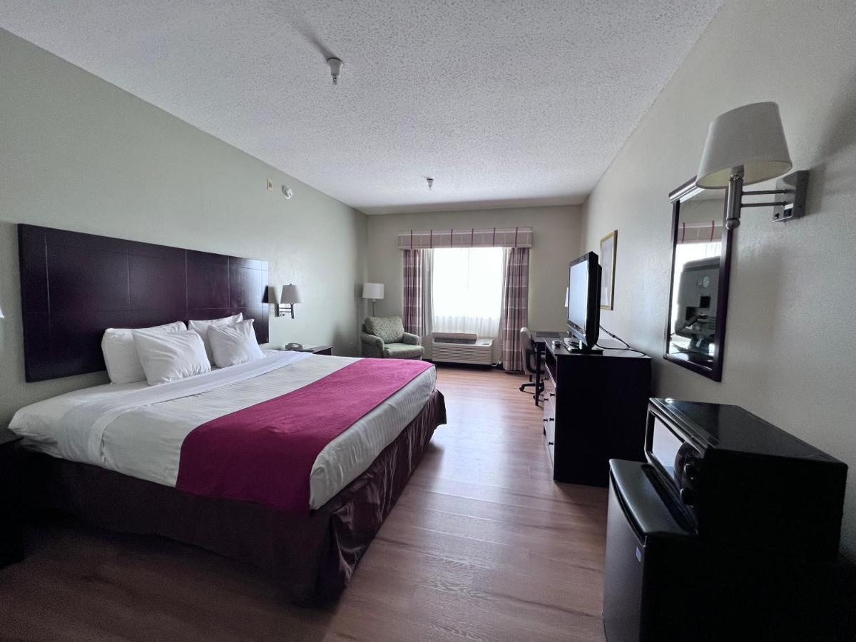 Americas Best Value Inn Wiggins Экстерьер фото
