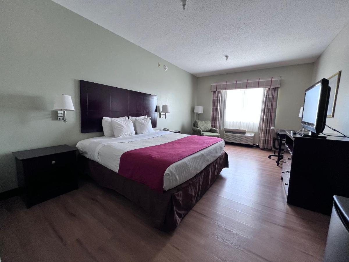Americas Best Value Inn Wiggins Экстерьер фото