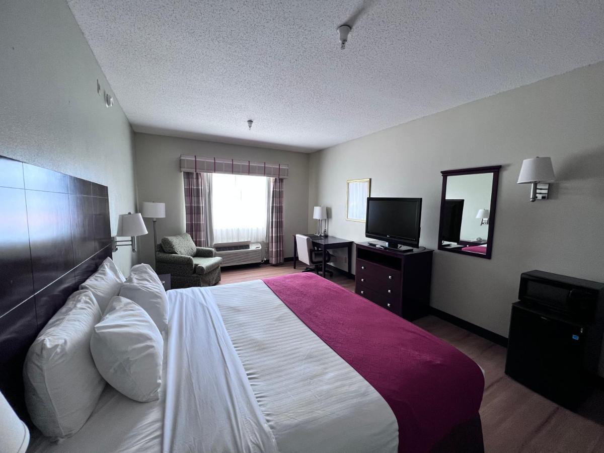 Americas Best Value Inn Wiggins Экстерьер фото